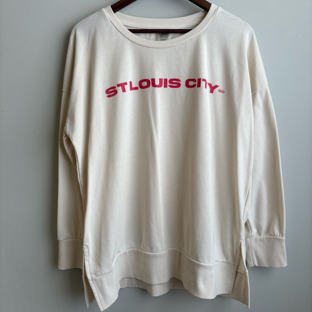 St Louis City SC Sweatshirt Womens XL Cream Graphic Crewneck Soccer Fan Pullover